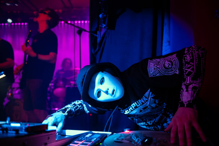 Photo by Moni (Moni@metalfans4metalbands.de)